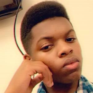 Meet your Posher, Aaron